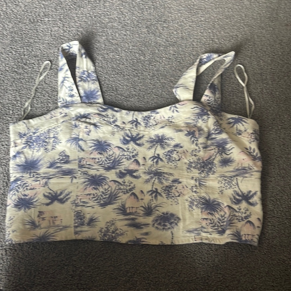 Abercrombie a ditch too floral tropical print